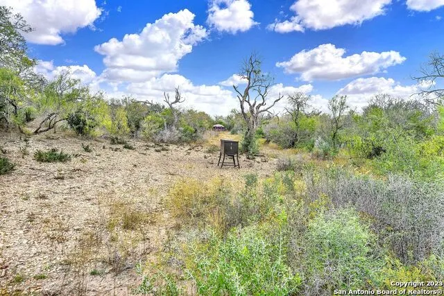 2049 County Road 451 Hondo, TX 78861
